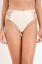 Cargar imagen en el visor de la galería, Gallery: Rio De Sol Bas Bottom Malibu-Natural High-Waist-Spin-Iris
