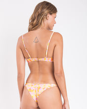 Cargar imagen en el visor de la galería, Image 06: Rio De Sol Ensemble Set Dreamy Bandeau-Crispy Cheeky-Crispy