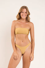 Cargar imagen en el visor de la galería, Model Front: Rio De Sol Ensemble Set Fluity-Dourado Bandeau-Reto Essential
