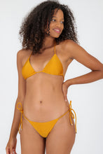 Cargar imagen en el visor de la galería, Gallery: Rio De Sol Ensemble Set Damasco Tri-Rope Cheeky-Rope