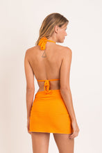 Cargar imagen en el visor de la galería, Model Back: Rio De Sol Jupe De Page Dots-Mango Skirt-Knot