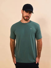 Cargar imagen en el visor de la galería, Gallery: Uv Line T-Shirt Pour Homme T-Shirt New Fit Textura Masc Verde Jade Upf50+