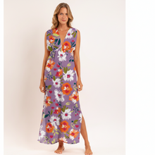 Cargar imagen en el visor de la galería, Model Front: Rio De Sol Vêtement De Plage Garden-Flower Long Dress Soleil