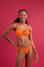 Cargar imagen en el visor de la galería, Image 11: Rio De Sol Ensemble Set Dots-Orange Balconet-Tie Pipa