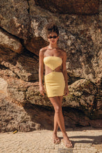 Cargar imagen en el visor de la galería, Image 05: Rio De Sol Mini Dress Drift-Butterglow Lulu Dress