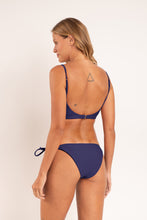 Cargar imagen en el visor de la galería, Model Back: Rio De Sol Bas Bottom Touch-Marinho Ibiza-Comfy