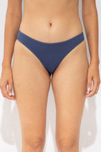 Cargar imagen en el visor de la galería, Gallery: Rio De Sol Bas Bottom Carmel-Blue Essential-Comfy