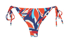 Cargar imagen en el visor de la galería, Product Front: Rio De Sol Bas Bottom Leaves Cheeky-Micro
