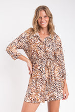 Cargar imagen en el visor de la galería, Gallery: Rio De Sol Chemise Leopard Chemise