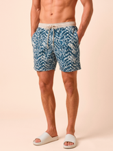 Cargar imagen en el visor de la galería, Gallery: Uv Line Bermuda / Short Pour Homme Shorts Acqua Boxer Tie Dye Blue Upf50+