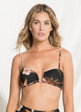 Cargar imagen en el visor de la galería, Gallery: Maaji Haut Top Irene Suzy Q Aloha