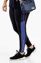 Cargar imagen en el visor de la galería, Model Front: Alto Giro Fitness Bas Bottom Athletic As You Are