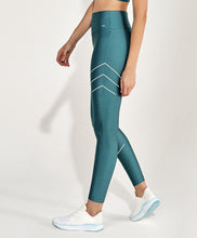 Cargar imagen en el visor de la galería, Image 02: Alto Giro Fitness Bas Legging Atlanta Fitas Refletivas Verde Strong