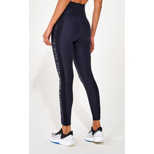 Cargar imagen en el visor de la galería, Model Back: Alto Giro Fitness Bas Legging Light Co2 Recorte Jwinner Preto