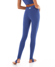 Cargar imagen en el visor de la galería, Model Back: Alto Giro Fitness Bas Legging Staff Com Tule E Silk Azul Movement