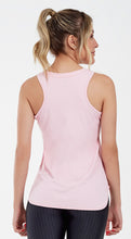 Cargar imagen en el visor de la galería, Model Back: Alto Giro Fitness Haut Regata Skin Fit Alongada Gola V Rosa Clara