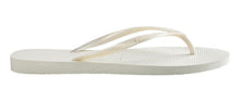 Cargar imagen en el visor de la galería, Model Back: Havaianas Tongs Slim White