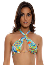 Cargar imagen en el visor de la galería, Model Front: Luli Fama Haut Top Cross Diamond Amalfi