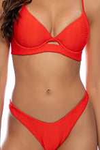 Cargar imagen en el visor de la galería, Image 07: Luli Fama Ensemble Underwire Hot Tropics Red