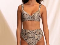 Cargar y reproducir el video en el visor de la galería, Video: Maaji Haut Top Bailey Joile Python