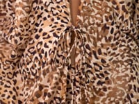Cargar y reproducir el video en el visor de la galería, Video: Rio De Sol Vêtement De Plage Leopard Long Dress