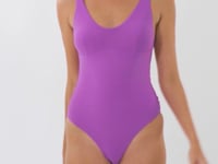 Cargar y reproducir el video en el visor de la galería, Video: Rio De Sol Une Pièce Bio-Floreira Bella