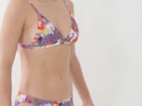 Cargar y reproducir el video en el visor de la galería, Video: Rio De Sol Bas Bottom Garden-Flower Essential-Comfy