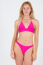 Cargar imagen en el visor de la galería, Model Front: Rio De Sol Bas Bottom Amaranto Nice-Fio