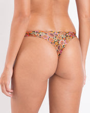 Cargar imagen en el visor de la galería, Image 05: Rio De Sol Bas Bottom Bouquet Mia