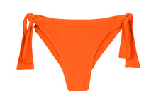 Cargar imagen en el visor de la galería, Product Front: Rio De Sol Bas Bottom Calendula Italy
