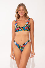 Cargar imagen en el visor de la galería, Image 05: Rio De Sol Bas Bottom Flair Cali