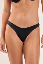 Cargar imagen en el visor de la galería, Gallery: Rio De Sol Bas Bottom Lava Kai