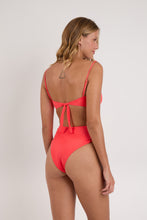 Cargar imagen en el visor de la galería, Model Back: Rio De Sol Bas Bottom Malibu-Folia Highwaist-Spin-Iris