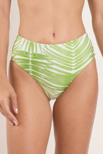 Cargar imagen en el visor de la galería, Gallery: Rio De Sol Bas Bottom Palms Hotpants
