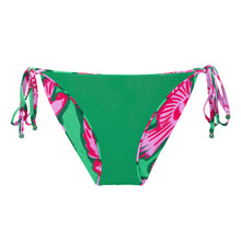 Cargar imagen en el visor de la galería, Product Back: Rio De Sol Bas Bottom Parrots Ibiza-Comfy