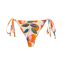 Cargar imagen en el visor de la galería, Product Front: Rio De Sol Bas Bottom Picnic Cheeky-Micro