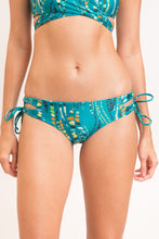 Cargar imagen en el visor de la galería, Gallery: Rio De Sol Bas Bottom Rain Madrid