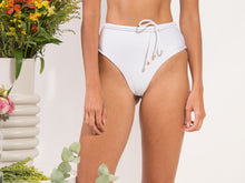 Cargar imagen en el visor de la galería, Image 09: Rio De Sol Bas Bottom Shimmer-White Belted-High-Waist