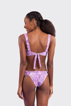 Cargar imagen en el visor de la galería, Model Back: Rio De Sol Bas Bottom Trail-Purple Baobi