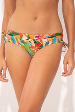 Cargar imagen en el visor de la galería, Gallery: Rio De Sol Bas Bottom Tropical Madrid