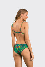 Cargar imagen en el visor de la galería, Model Back: Rio De Sol Bas Bottom Wilds Essential-Comfy