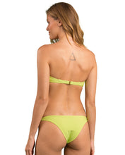 Cargar imagen en el visor de la galería, Image 07: Rio De Sol Ensemble Set Bora-Citrus Bandeau-Joy Leblon