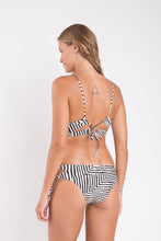 Cargar imagen en el visor de la galería, Model Back: Rio De Sol Ensemble Set Collage Camille Madrid