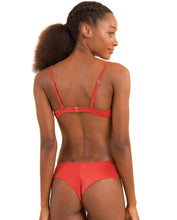 Cargar imagen en el visor de la galería, Image 07: Rio De Sol Ensemble Set Malibu-Chili Balconet Ciao