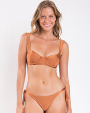 Cargar imagen en el visor de la galería, Gallery: Rio De Sol Ensemble Set Nocciola Amelia Italy