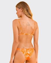 Cargar imagen en el visor de la galería, Image 07: Rio De Sol Ensemble Set Trail-Orange Tri-Fixo Essential
