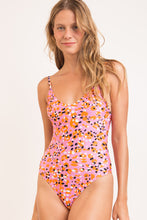 Cargar imagen en el visor de la galería, Gallery: Rio De Sol Une Pièce Sweet-Camo Hype