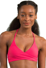 Cargar imagen en el visor de la galería, Gallery: Rio De Sol Haut Top Dots-Virtual-Pink Kate