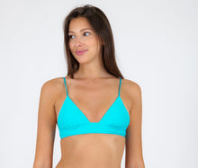 Cargar imagen en el visor de la galería, Gallery: Rio De Sol Haut Top Jade Tri-Cos