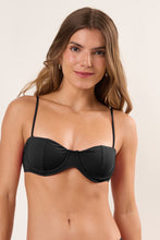 Cargar imagen en el visor de la galería, Gallery: Rio De Sol Haut Top Lava Coral